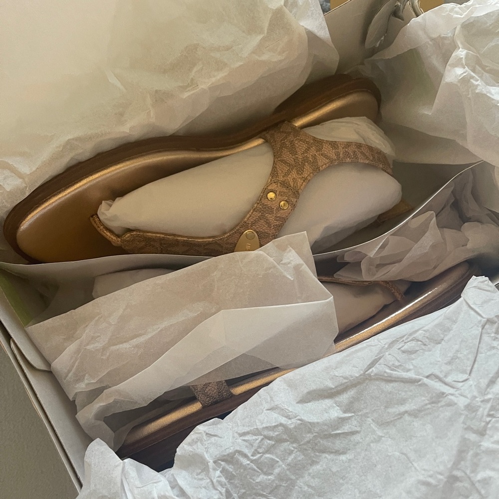 Michael kors open toed sandals